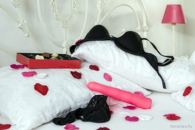 Valentin napon kerüljenek le a bugyik – Budapest SEX SHOP