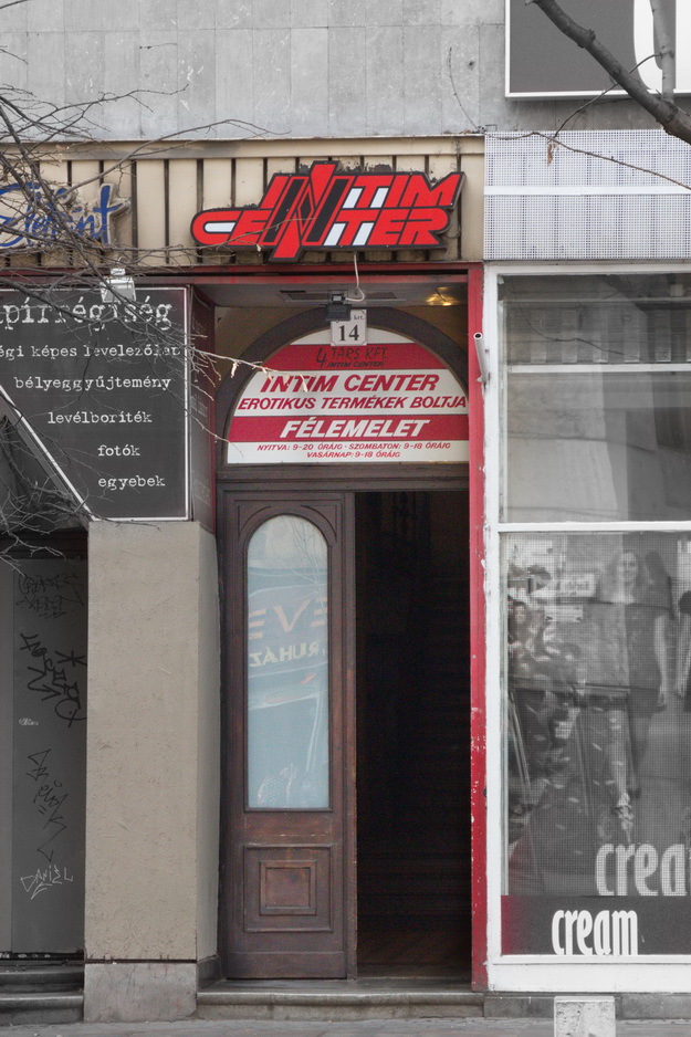 Szexshop INTIM CENTER Budapest, Károly krt. 14. félemelet – 30 éve egy helyen! – Budapest SEX SHOP